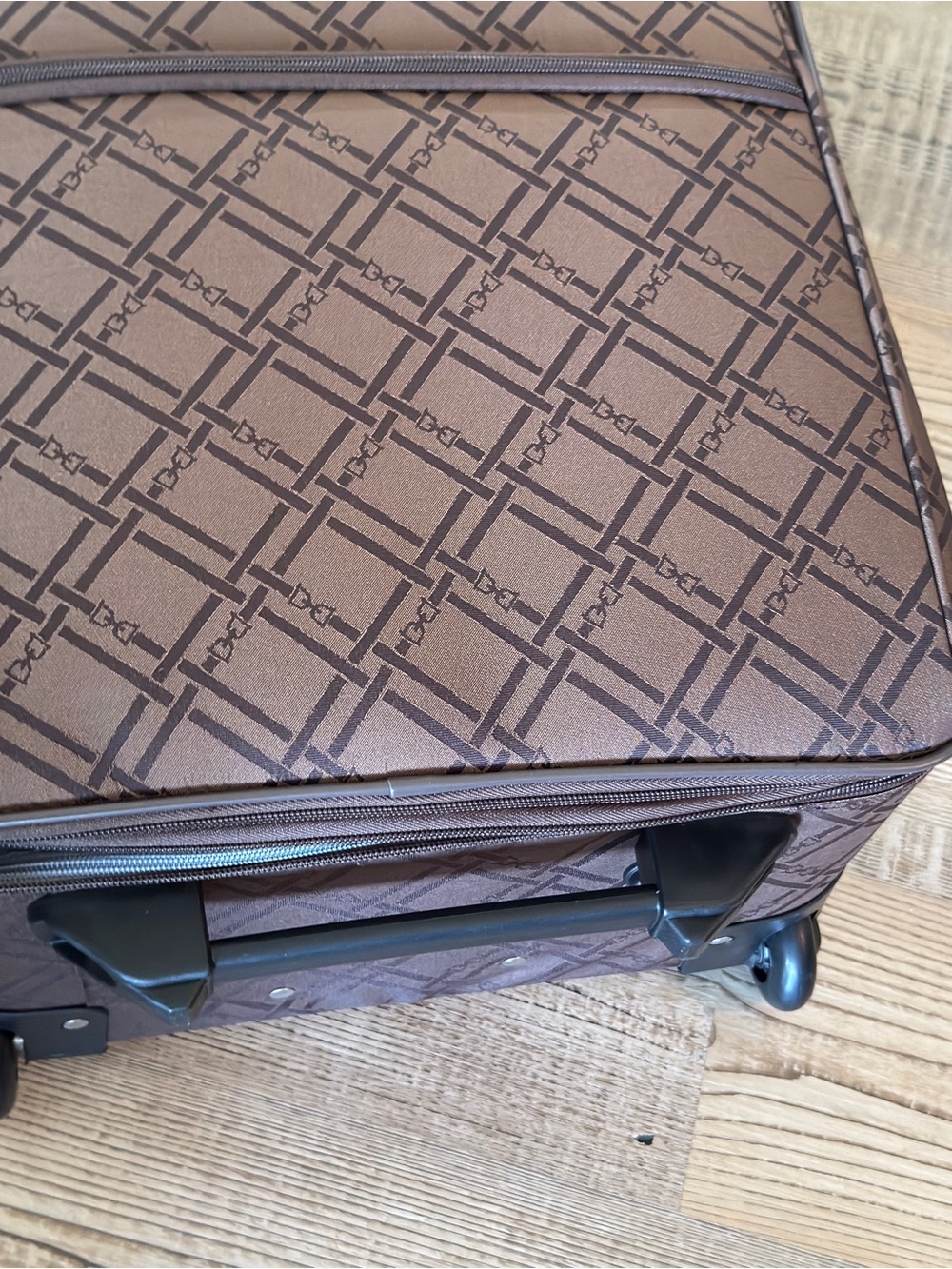 American Flyer Pemberly Buckles Piece Luggage  Classic Brown- Travel - Picture 7 of 12
